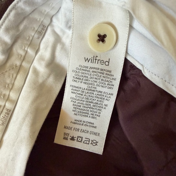 Aritzia The Effortless Pant Crepette - Picture 11 of 12